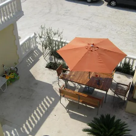 Novak Apartman Slano